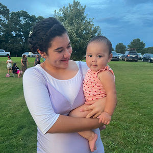 Meet your Posher, Mayrin